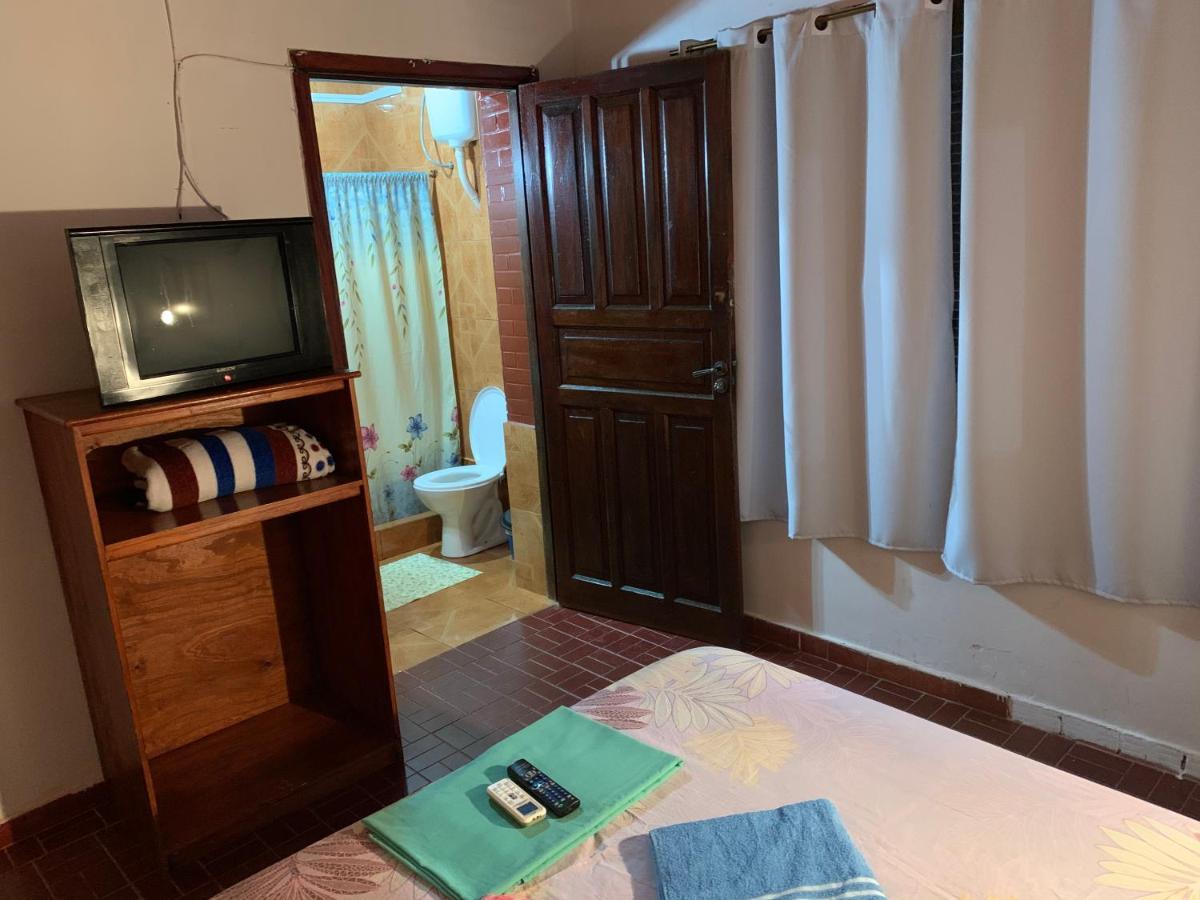 Litt Iguazu Hostal Puerto Iguazu Ngoại thất bức ảnh
