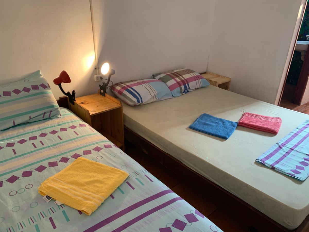 Litt Iguazu Hostal Puerto Iguazu Ngoại thất bức ảnh