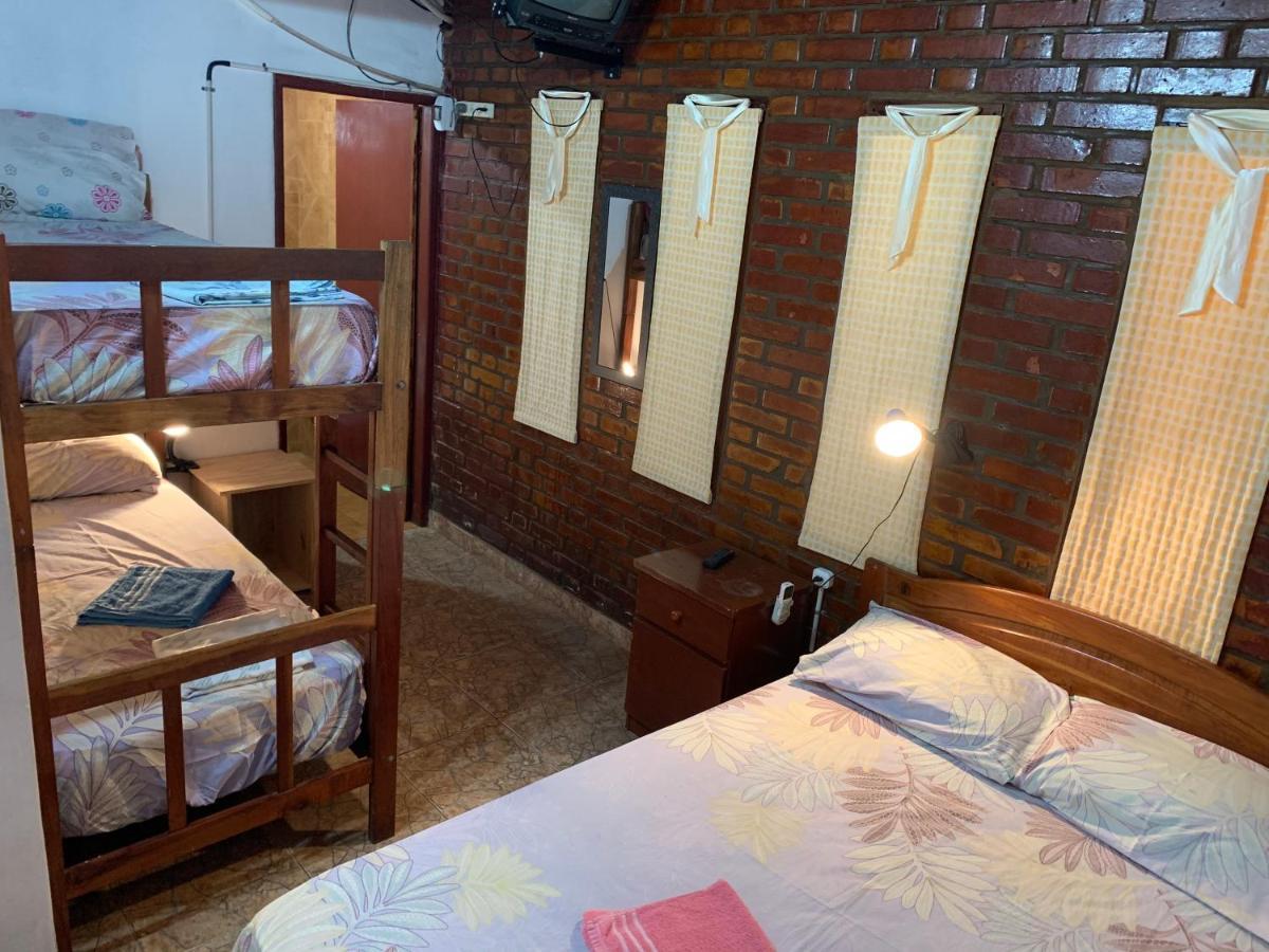 Litt Iguazu Hostal Puerto Iguazu Ngoại thất bức ảnh